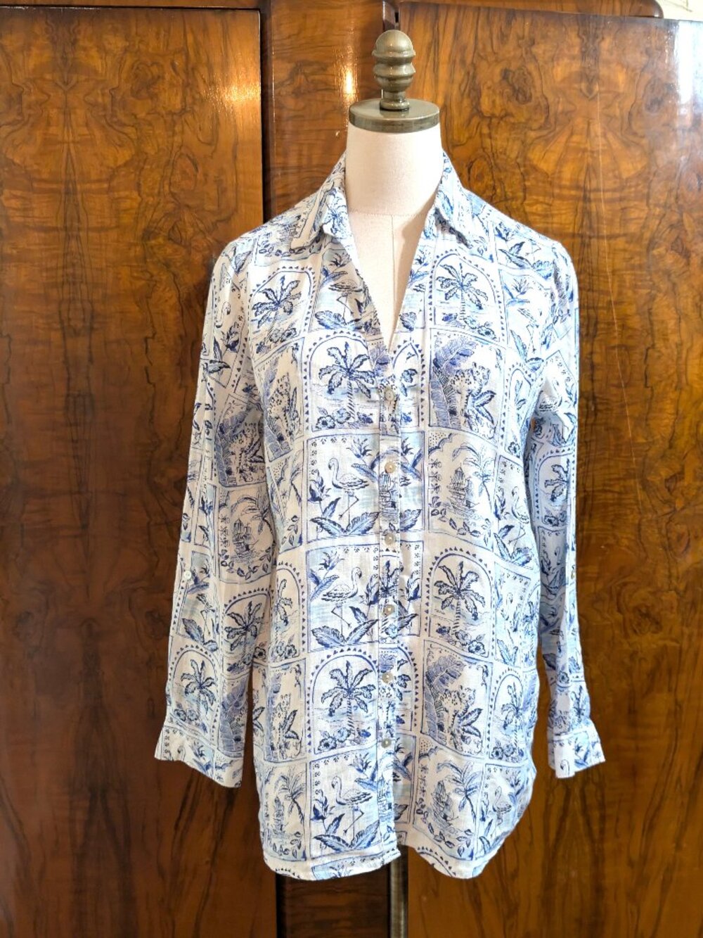 C&C California Linen Toile print Button Down Top Shirt S Coastal Grandmother